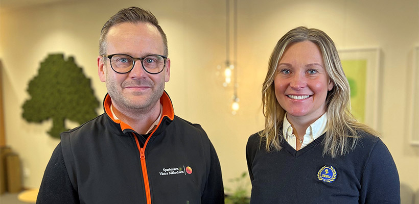 Denny Hedenström, marknadschef på Sparbanken Västra Mälardalen och Kristin Pleick från RF-SISU Västmanland i ett unikt samarbete för folkhälsan